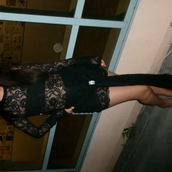 Chic Black Lace Long Sleeve Dress - Picture 8 of 8